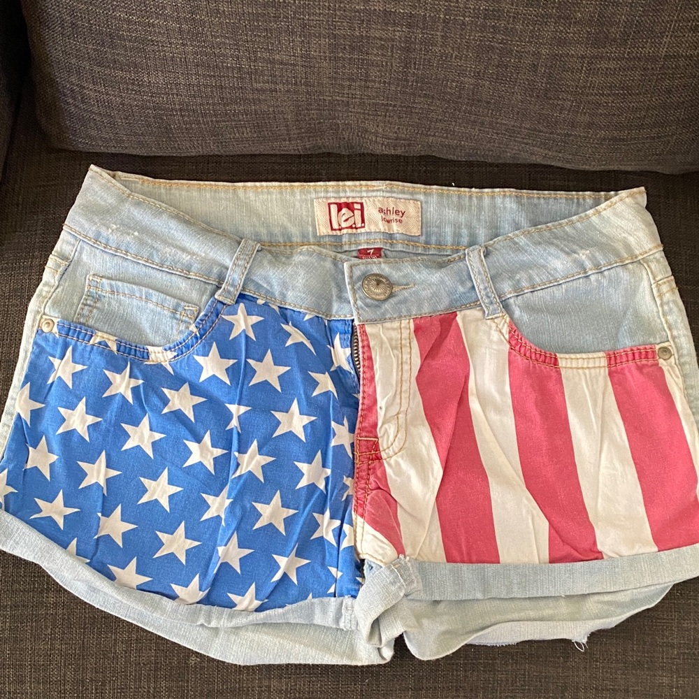 lei Women's Star and Stripe Jean Shorts - Blue and Red
